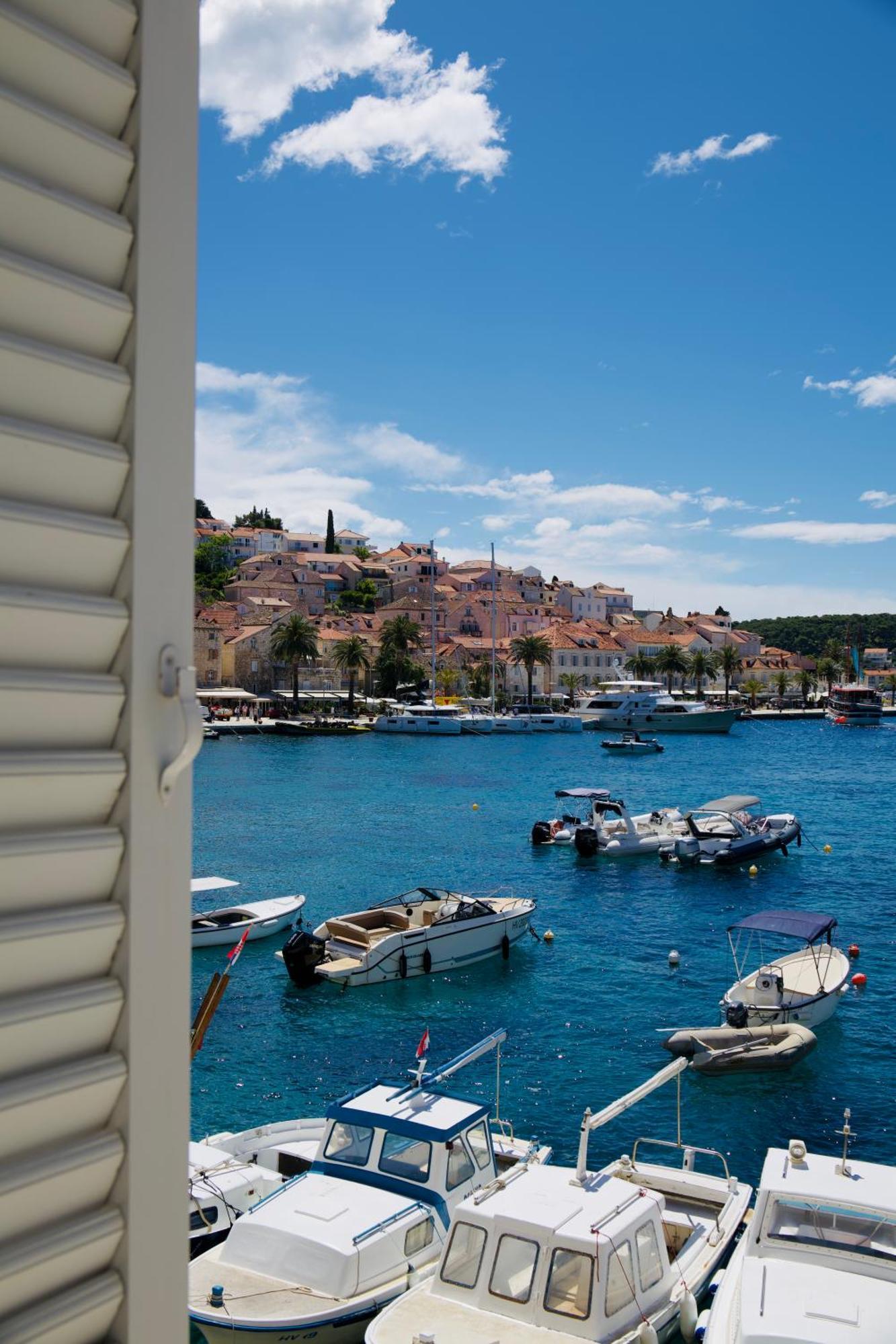 Hvar Riva Rooms Hvar Town Exterior foto